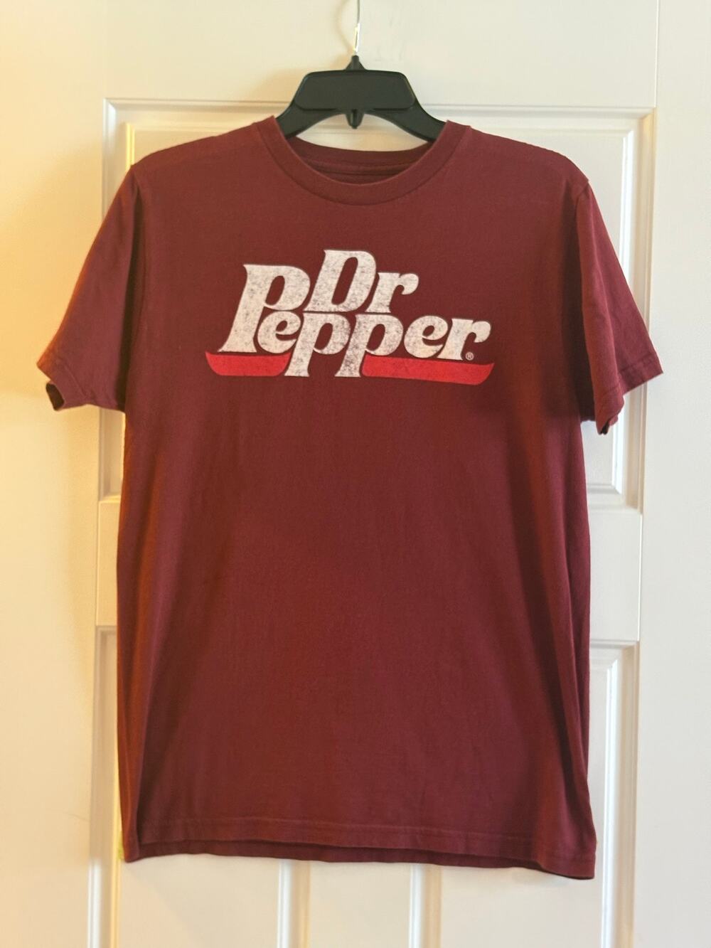 Dr Pepper Graphic Logo T Shirt Burgundy Maroon Men’s Medium